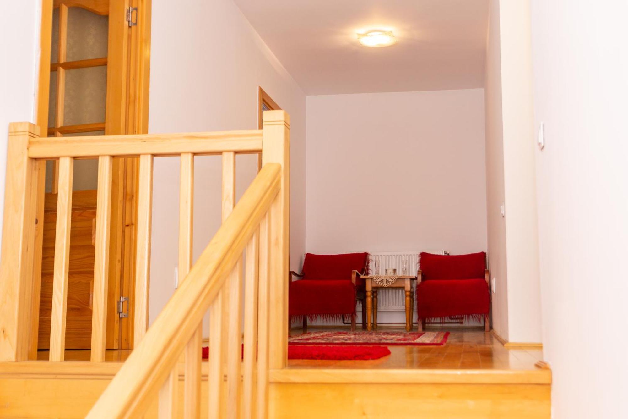 Casa Rumelia Paltineni Exteriör bild