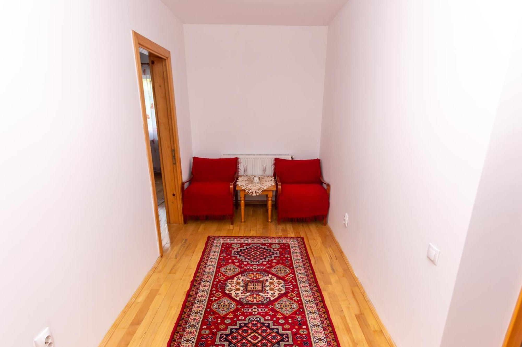 Casa Rumelia Paltineni Exteriör bild