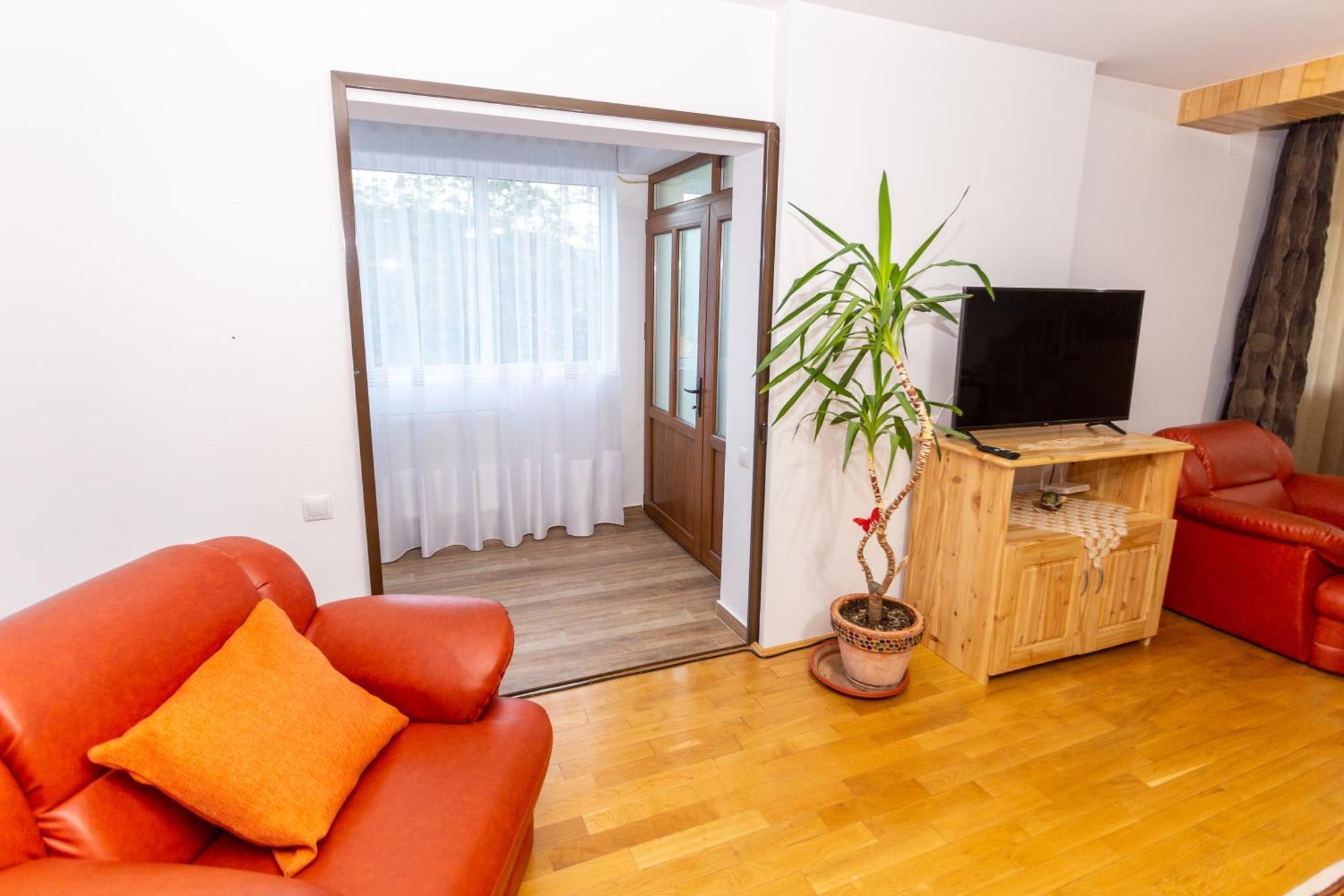 Casa Rumelia Paltineni Exteriör bild